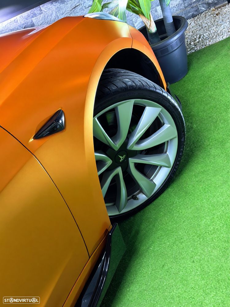 Tesla Model 3 Long Range AWD Dual Motor Performance - 5