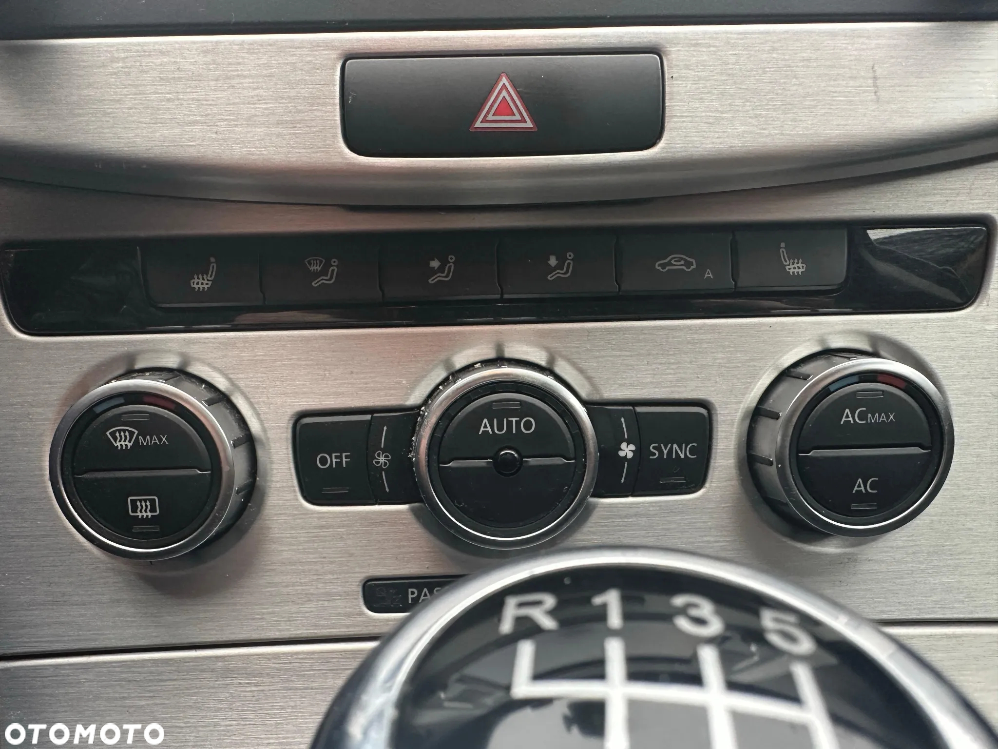 Volkswagen Passat 1.8 TSI Highline - 18