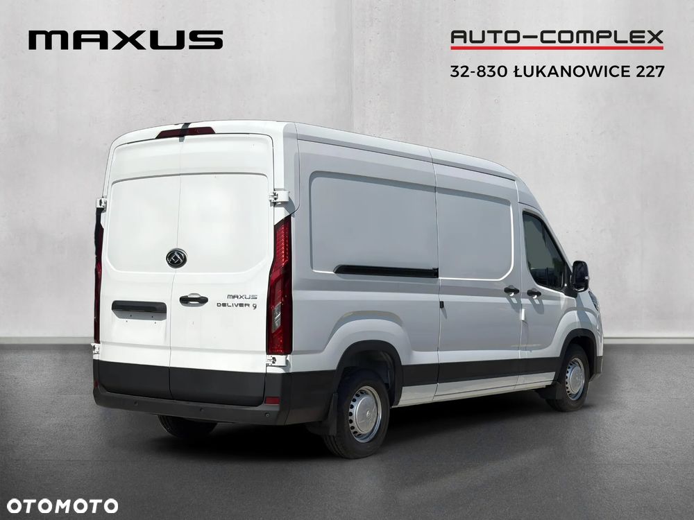Maxus Deliver 9 - 6