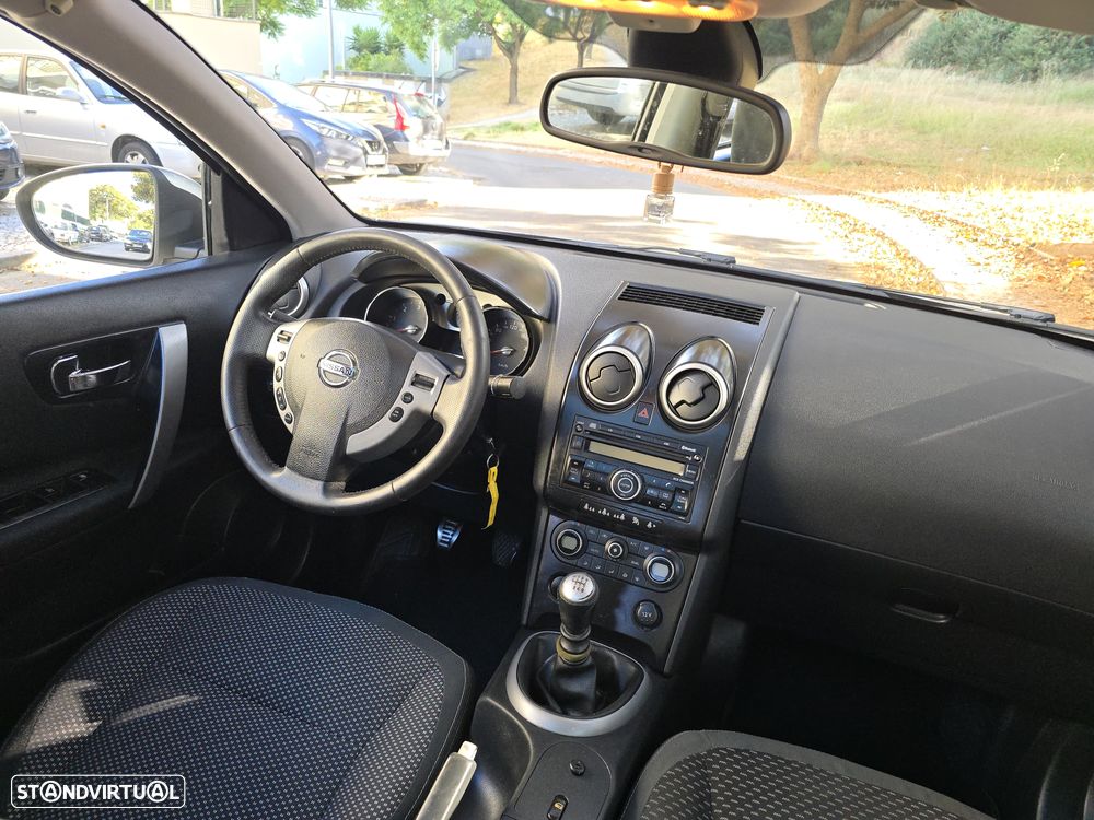 Nissan Qashqai 1.5 dCi Tekna NA - 32