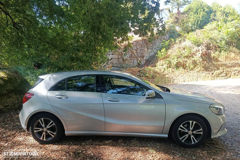 Mercedes-Benz A 180 d Urban - 4