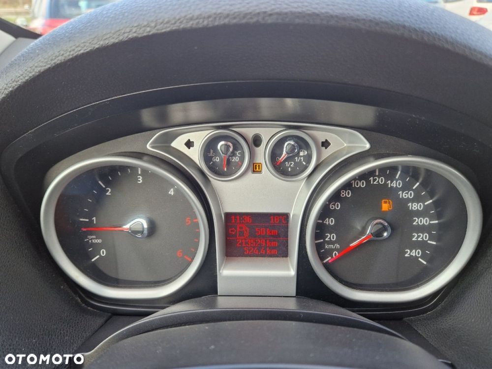 Ford Kuga 2.0 TDCi Titanium FWD - 11