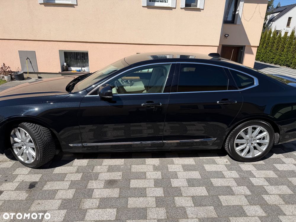 Volvo S90 D5 SCR AWD Momentum Pro - 4
