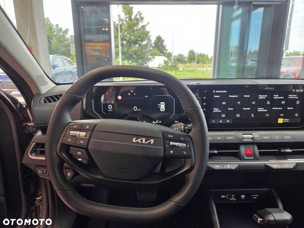 Kia K4 - 18