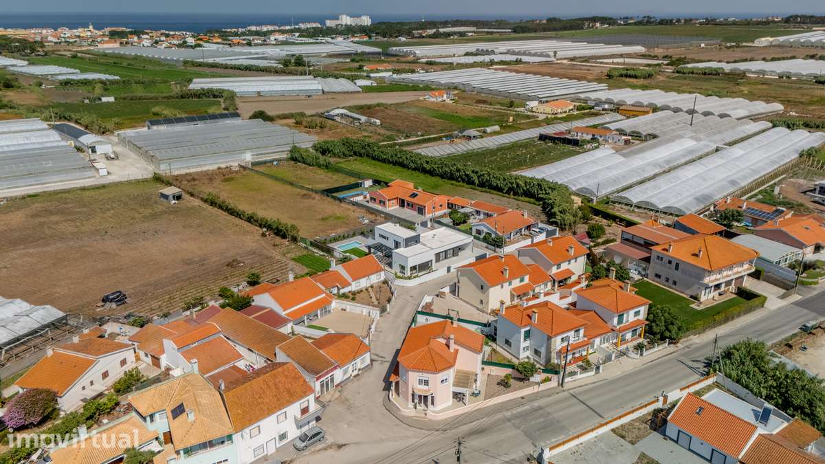 Moradia T5 de Luxo com Piscina |  a 3 Minutos da Praia de Santa Cruz - Grande imagem: 4/58