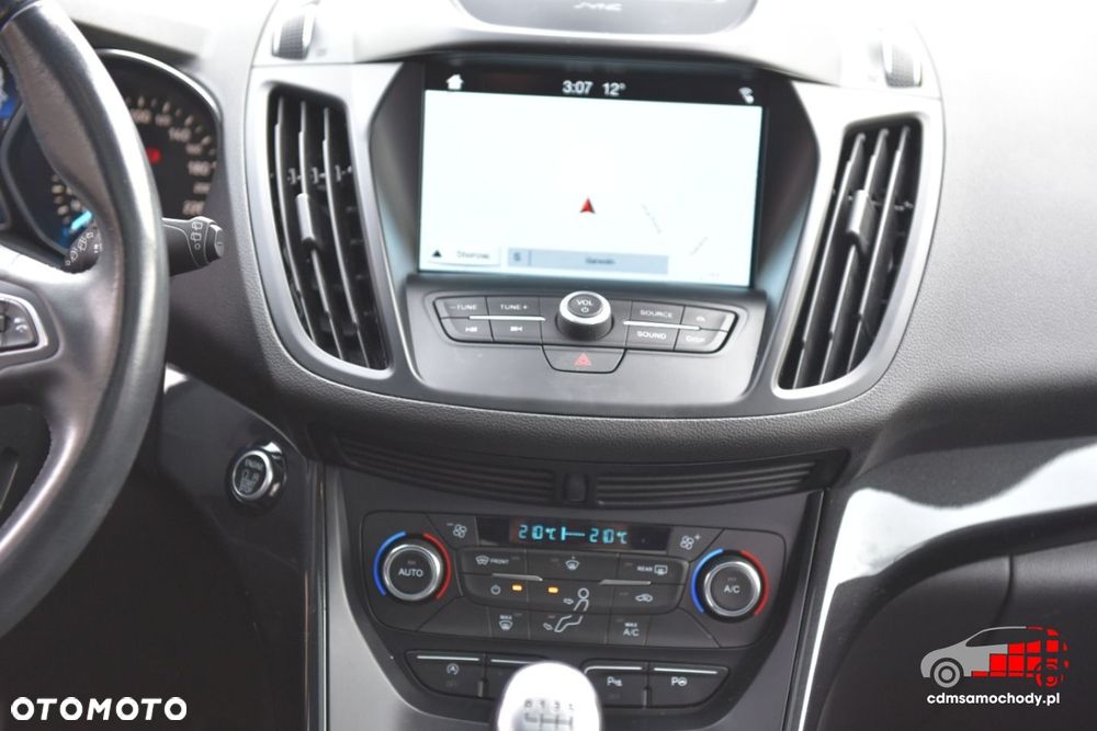 Ford Kuga - 25