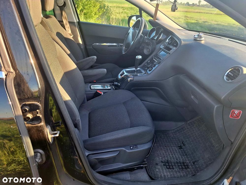 Peugeot 5008 - 18