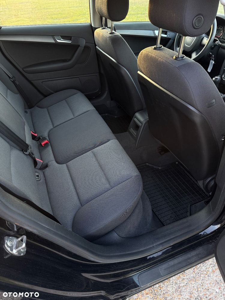 Audi A3 Sportback 1.6 Attraction - 9