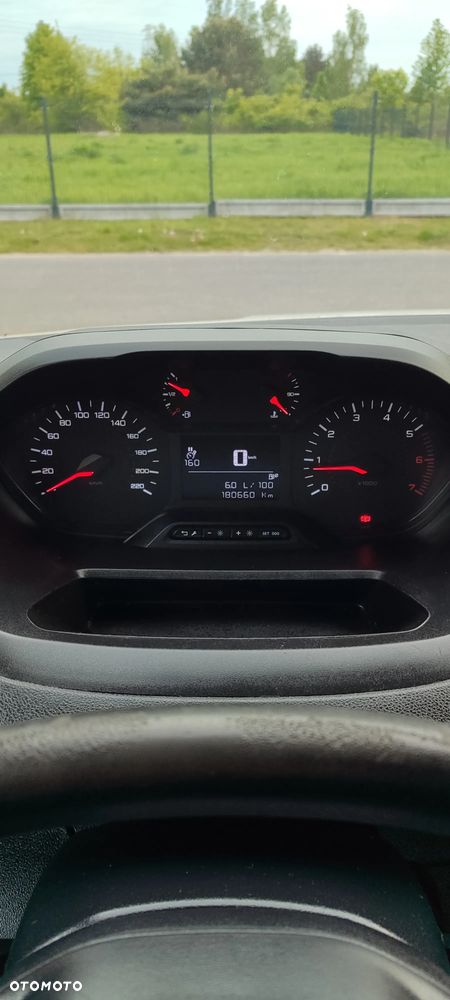Peugeot Partner - 15
