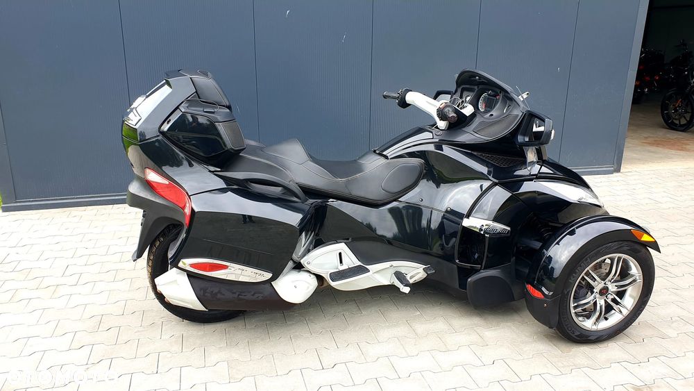 Can-Am Spyder - 5