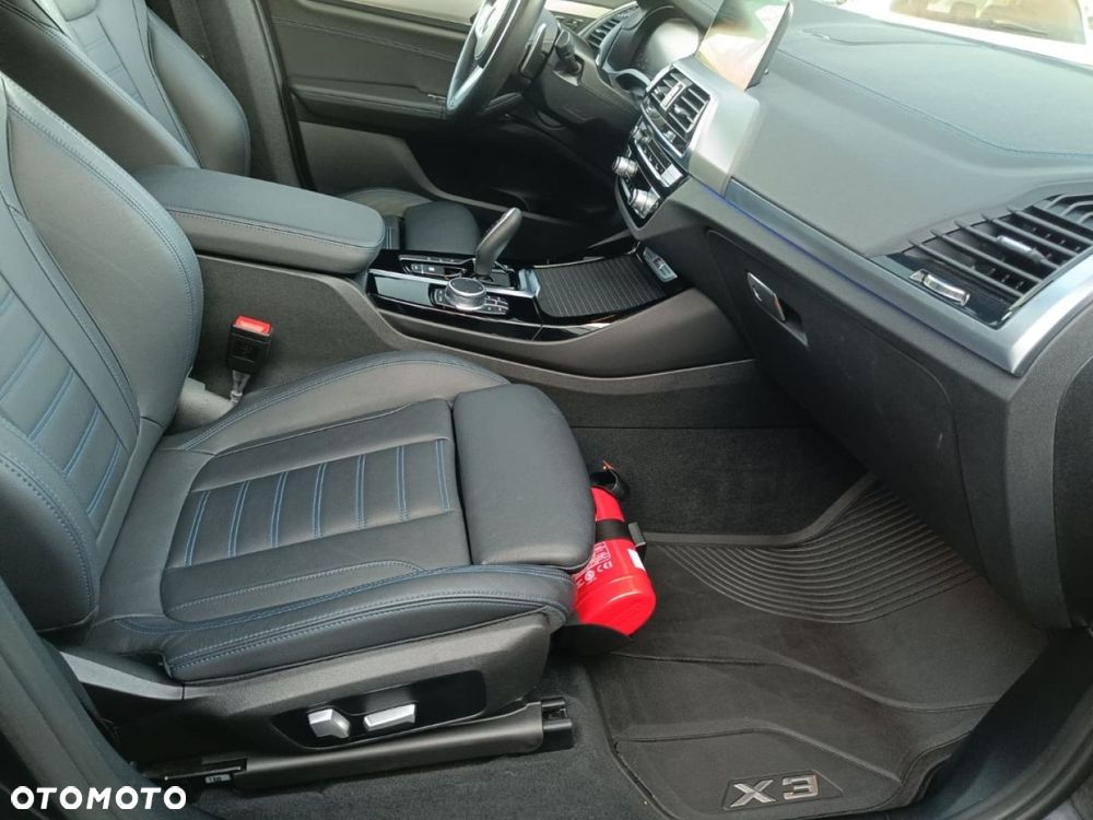 BMW X3 - 27