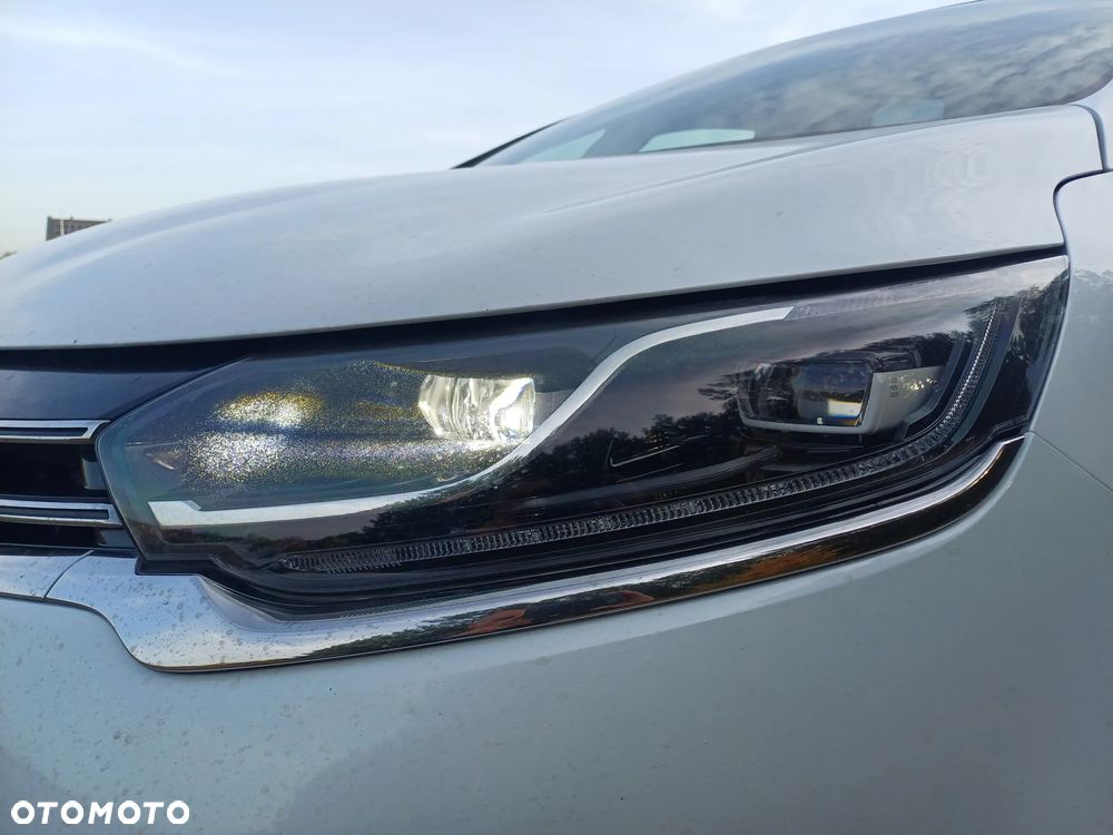 Renault Espace 1.6 dCi Energy Initiale Paris EDC 7os - 31