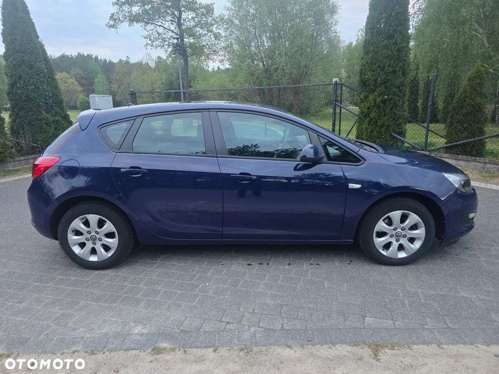 Opel Astra 1.7 CDTI Cosmo - 6