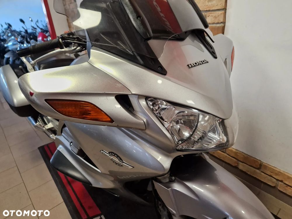 Honda ST - 32