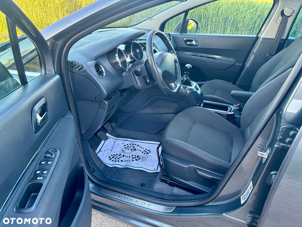 Peugeot 5008 - 4