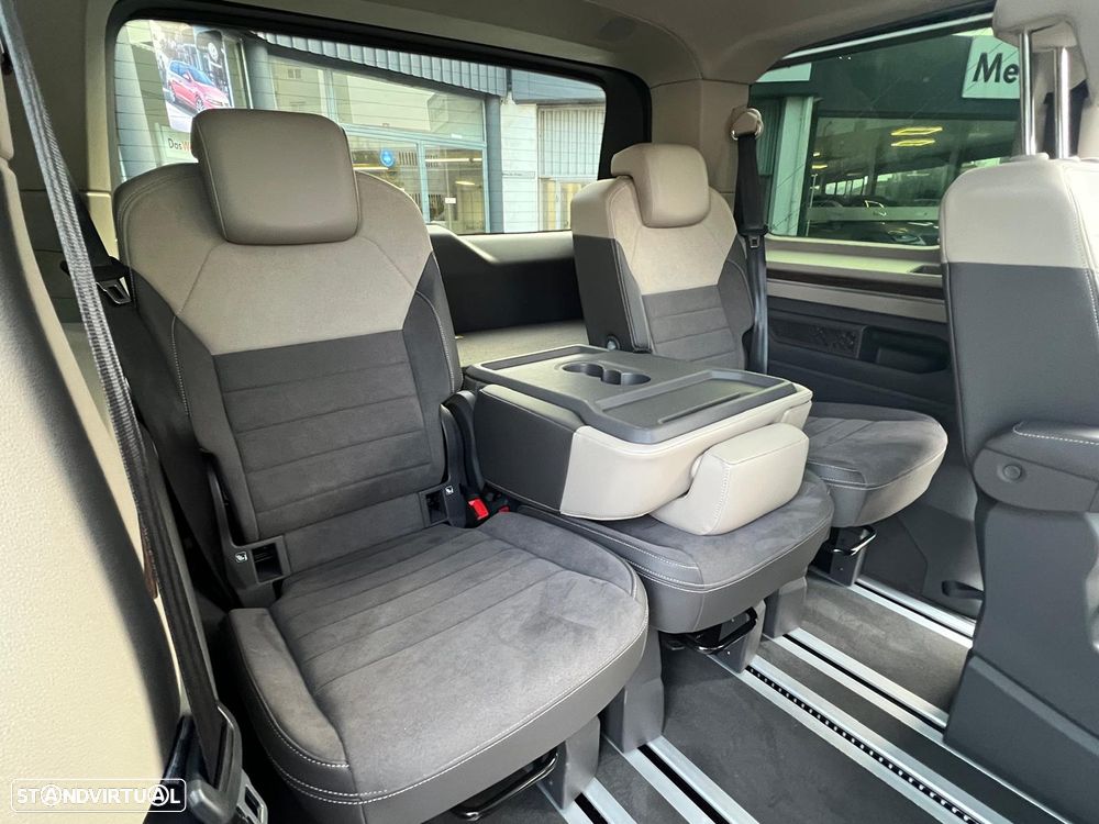 VW Multivan - 17