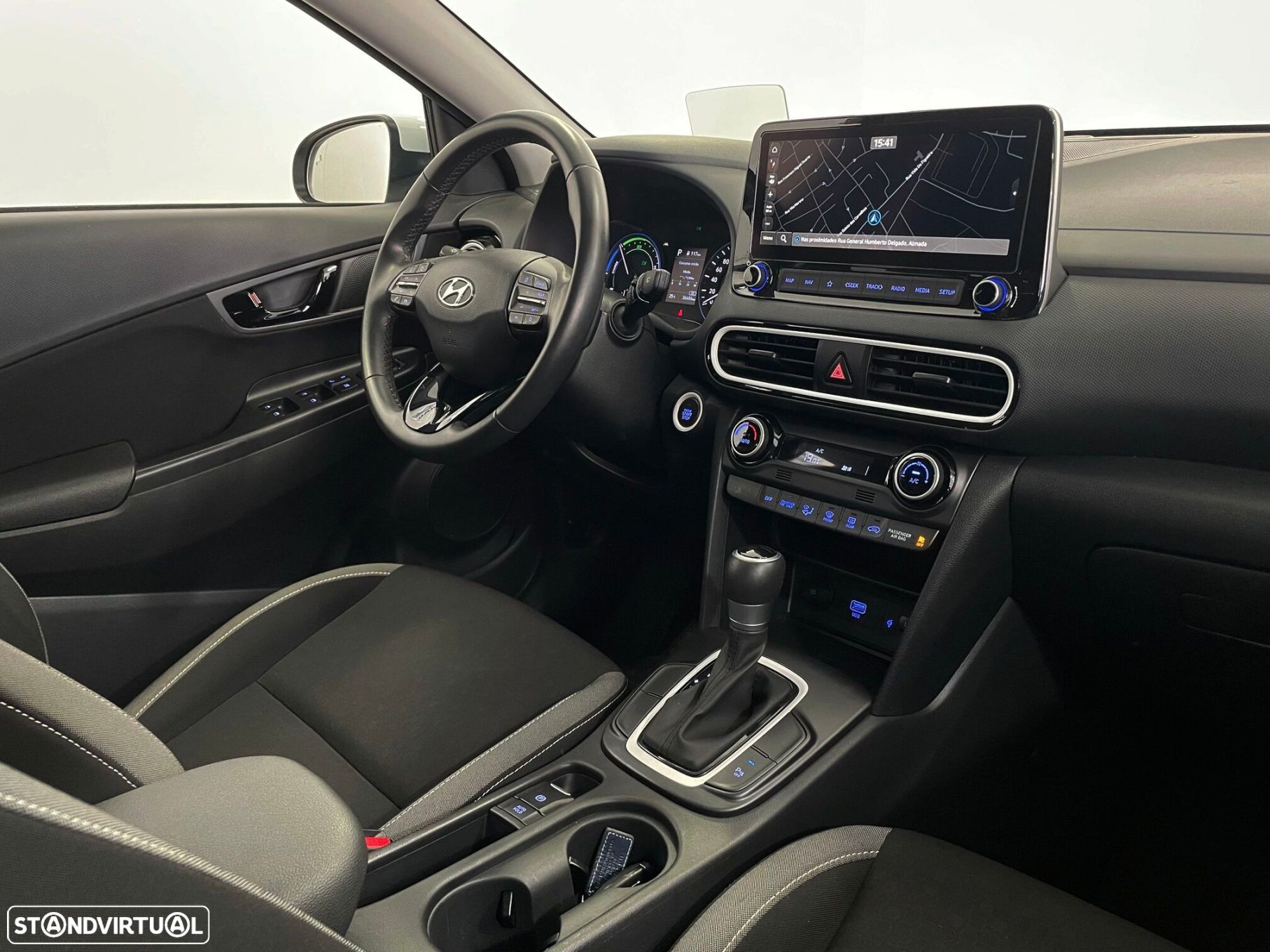 Hyundai Kauai 1.6 GDi HEV Premium - 23