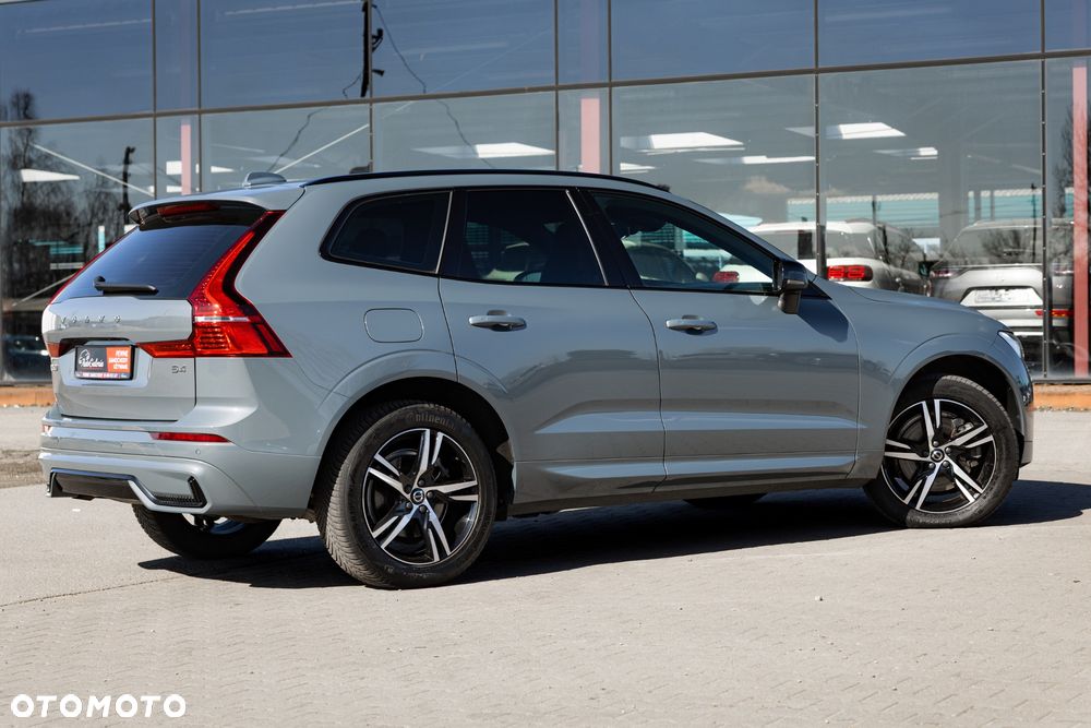 Volvo XC 60 B4 D Ultimate Dark - 9