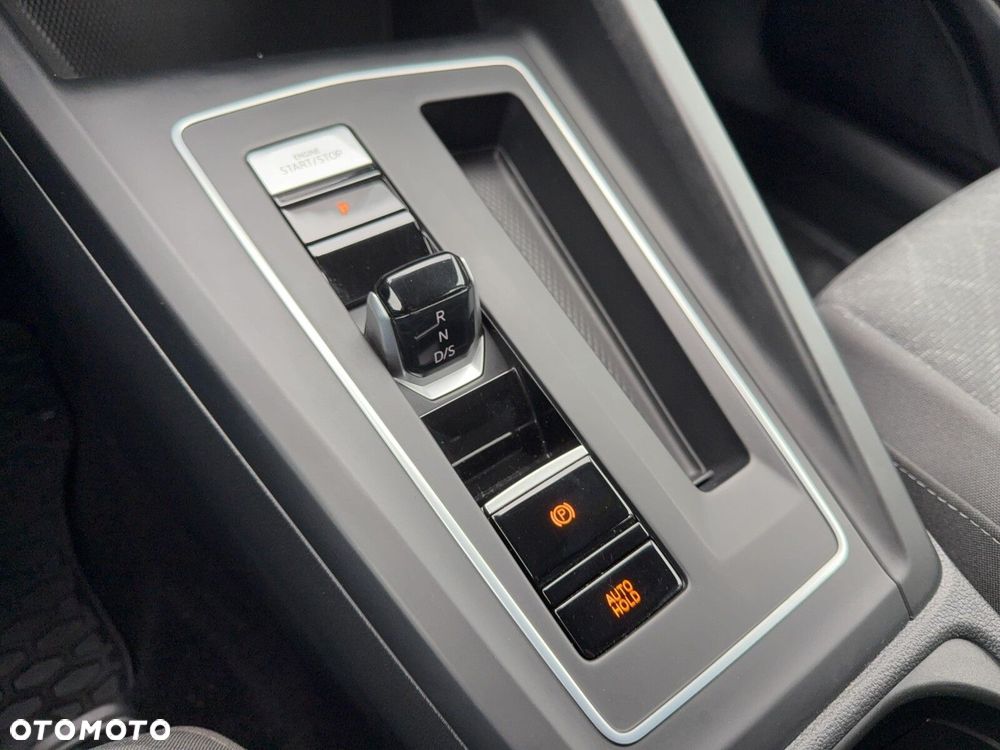 Volkswagen Golf - 20