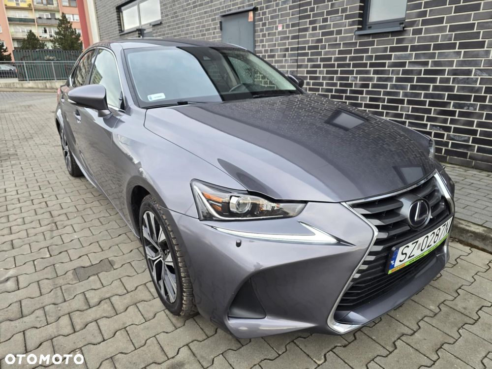 Lexus IS 300h F Sport EU6 - 40