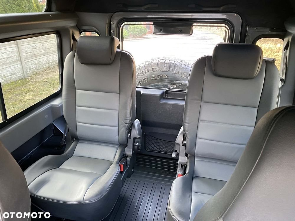 Land Rover Defender 2.2 TD4 E - 14