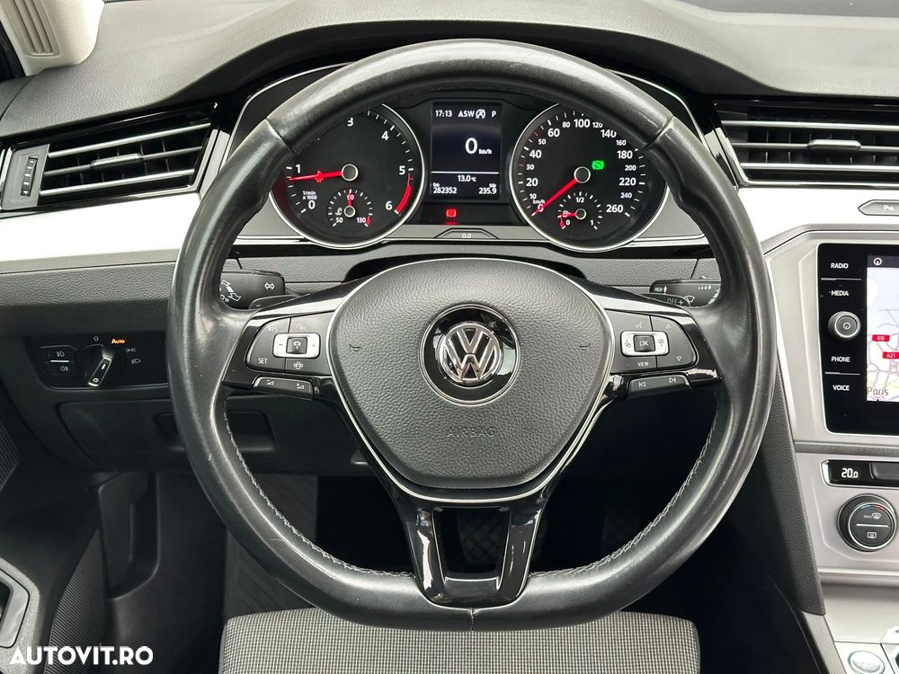 Volkswagen Passat Variant 1.6 TDI (BlueMotion Technology) DSG Comfortline - 22
