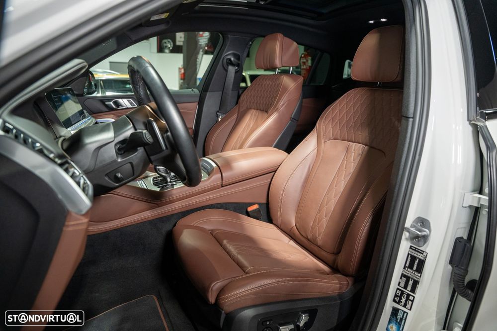 BMW X6 30 d xDrive Pack M Desportivo Pro - 29