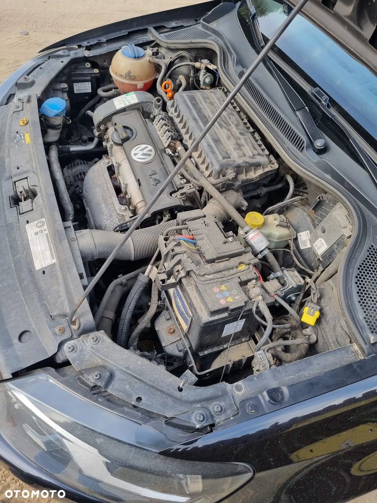 Volkswagen Polo 1.4 16V Comfortline - 8
