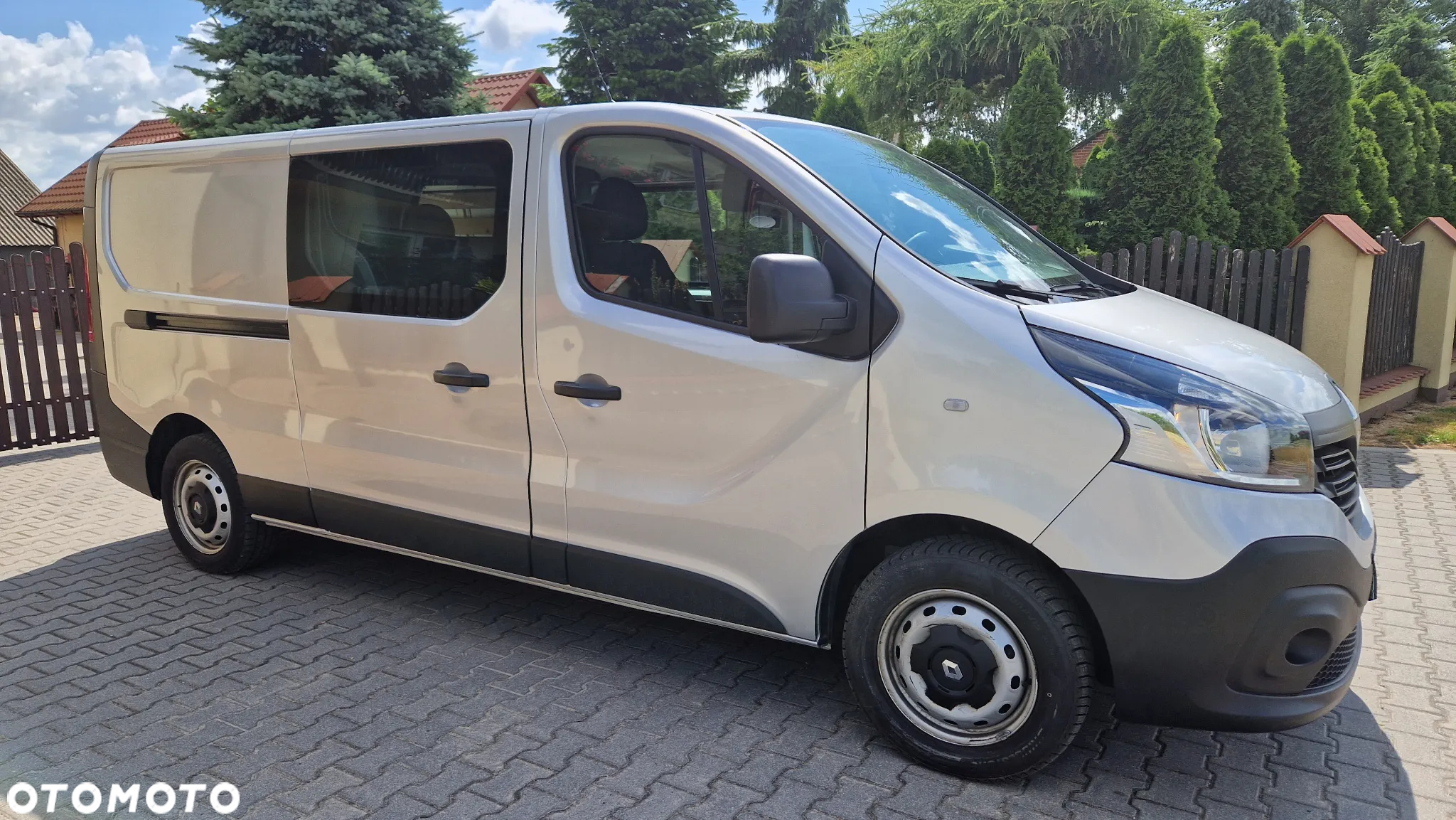Renault Trafic - 2