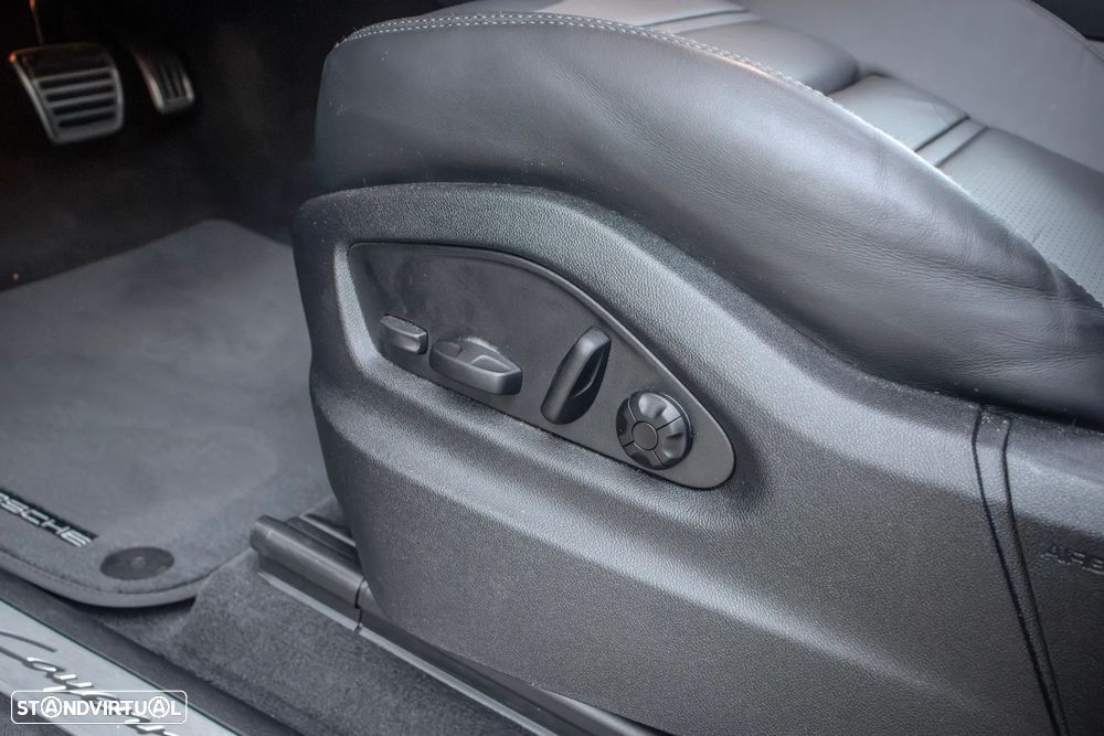 Porsche Cayenne E-Hybrid - 12