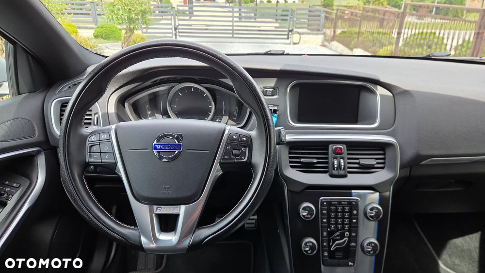 Volvo V40 D2 RDesign - 28