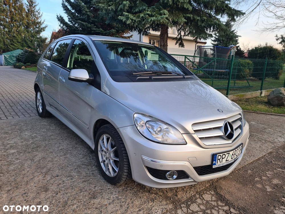 Mercedes-Benz Klasa B - 2