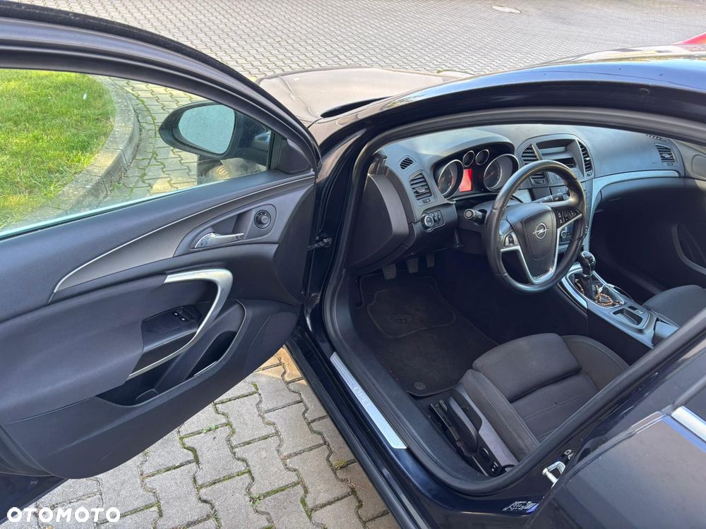 Opel Insignia 2.0 CDTI - 12