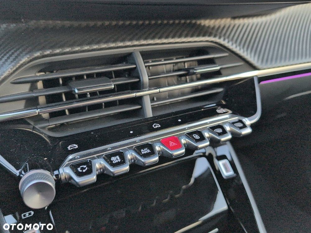 Peugeot 208 1.2 mHEV GT - 17