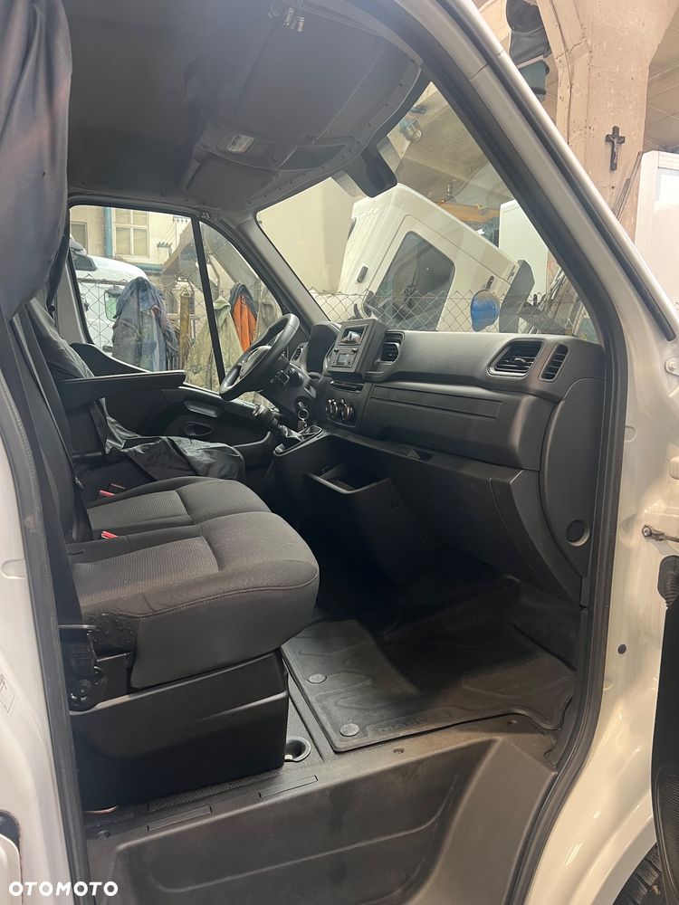 Renault Master - 16