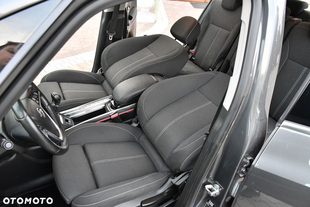 Opel Zafira - 37