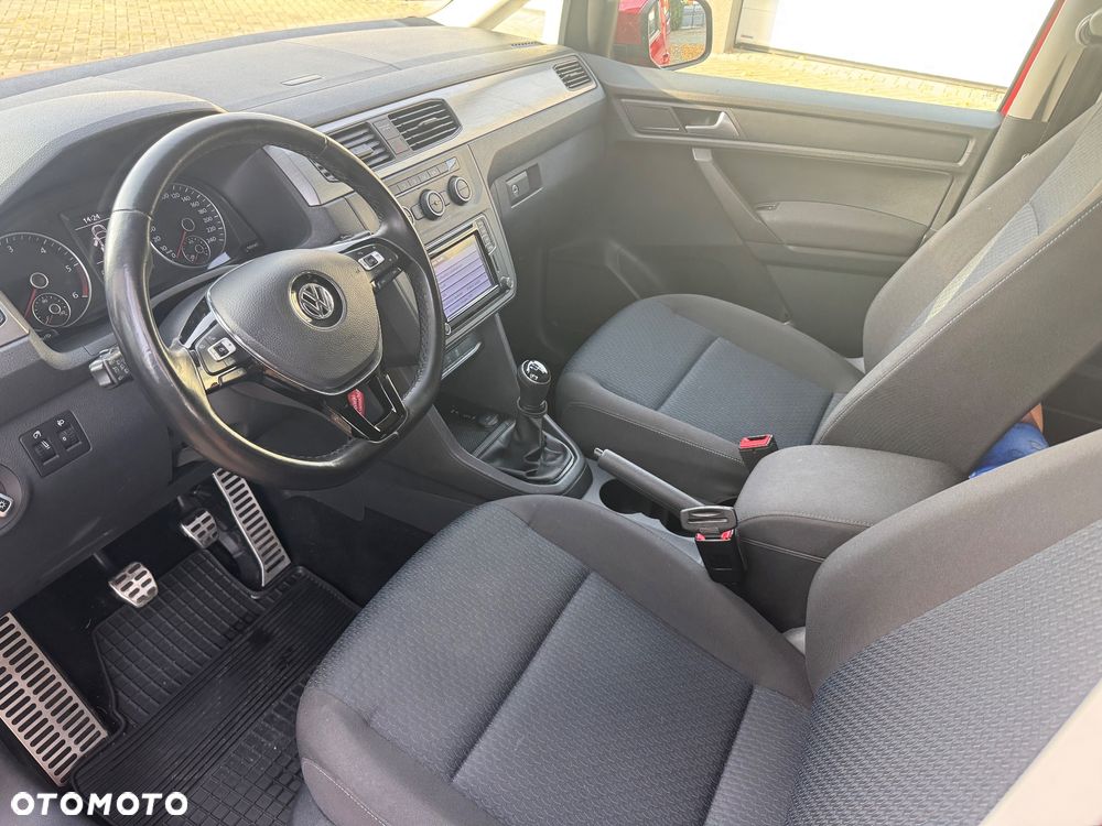 Volkswagen Caddy 2.0 TDI Comfortline - 12
