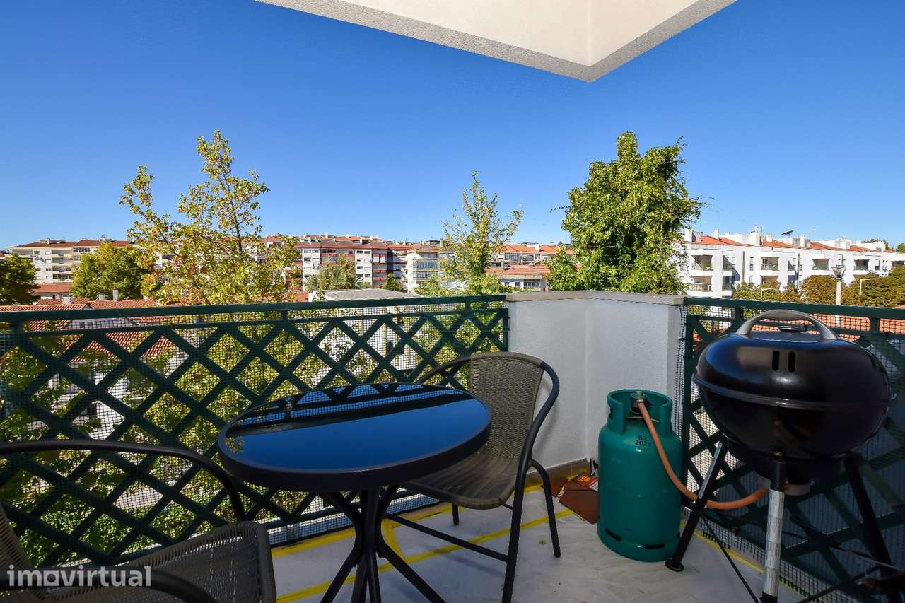 Apartamento T2 com garagem em Tomar - Grande imagem: 3/30