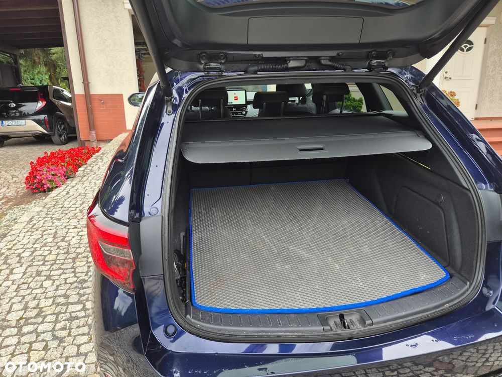 Toyota Corolla 2.0 Hybrid Style - 8