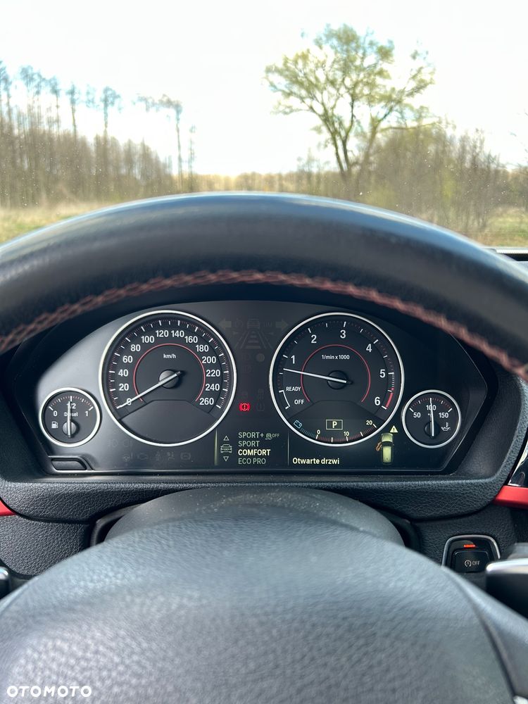 BMW Seria 3 330d Sport Line - 17