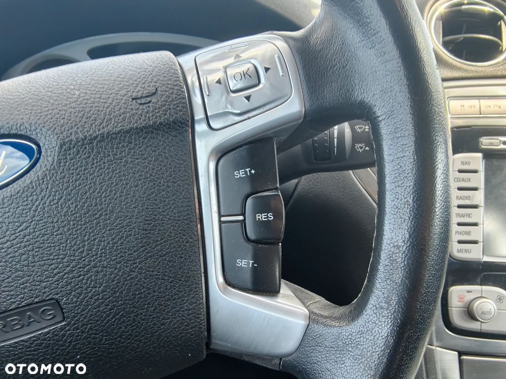 Ford Mondeo 2.0 Titanium X - 24