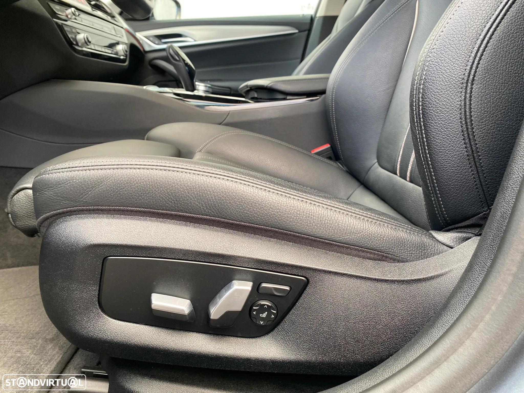 BMW 530 e Line Luxury - 17