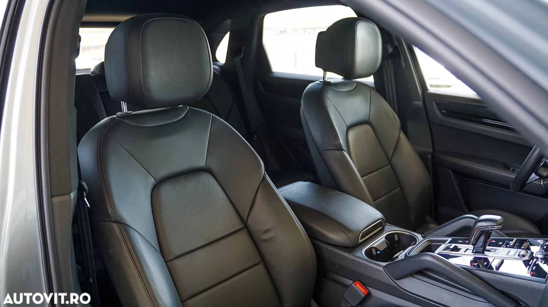 Porsche Cayenne E-Hybrid Tiptronic S - 28