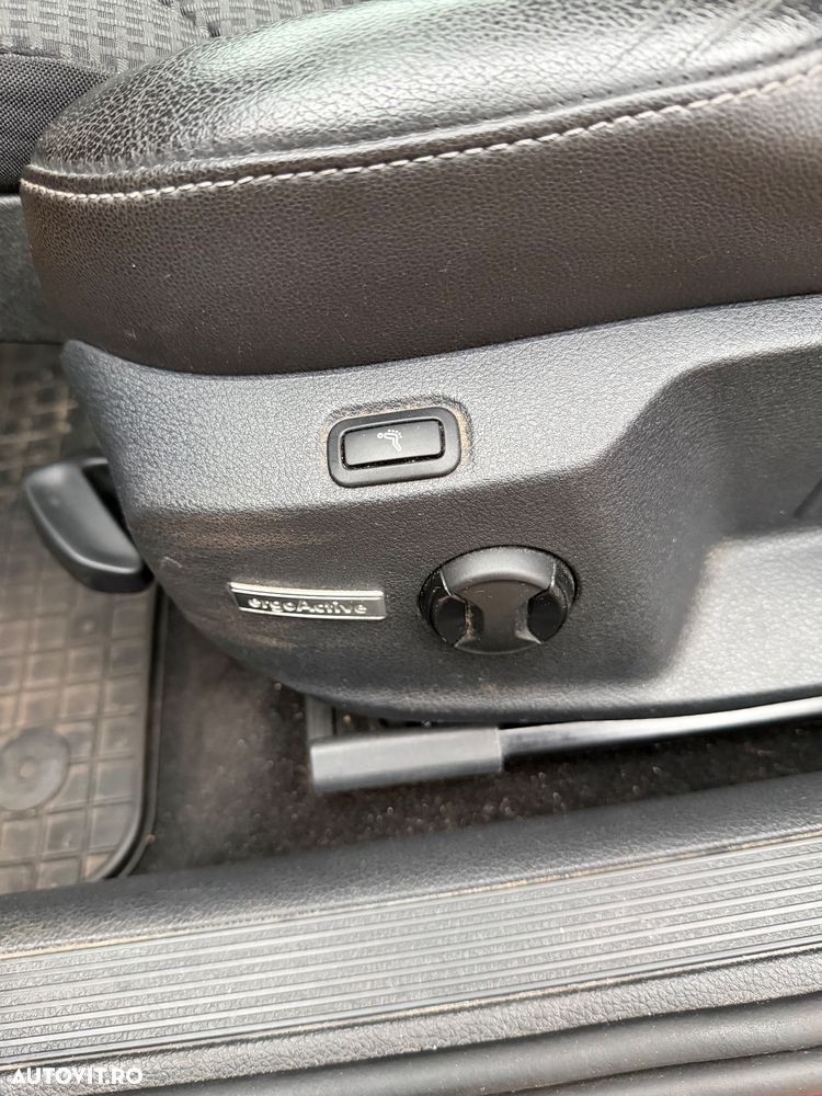 Volkswagen Golf 1.6 TDI DSG BMT Comfortline - 7