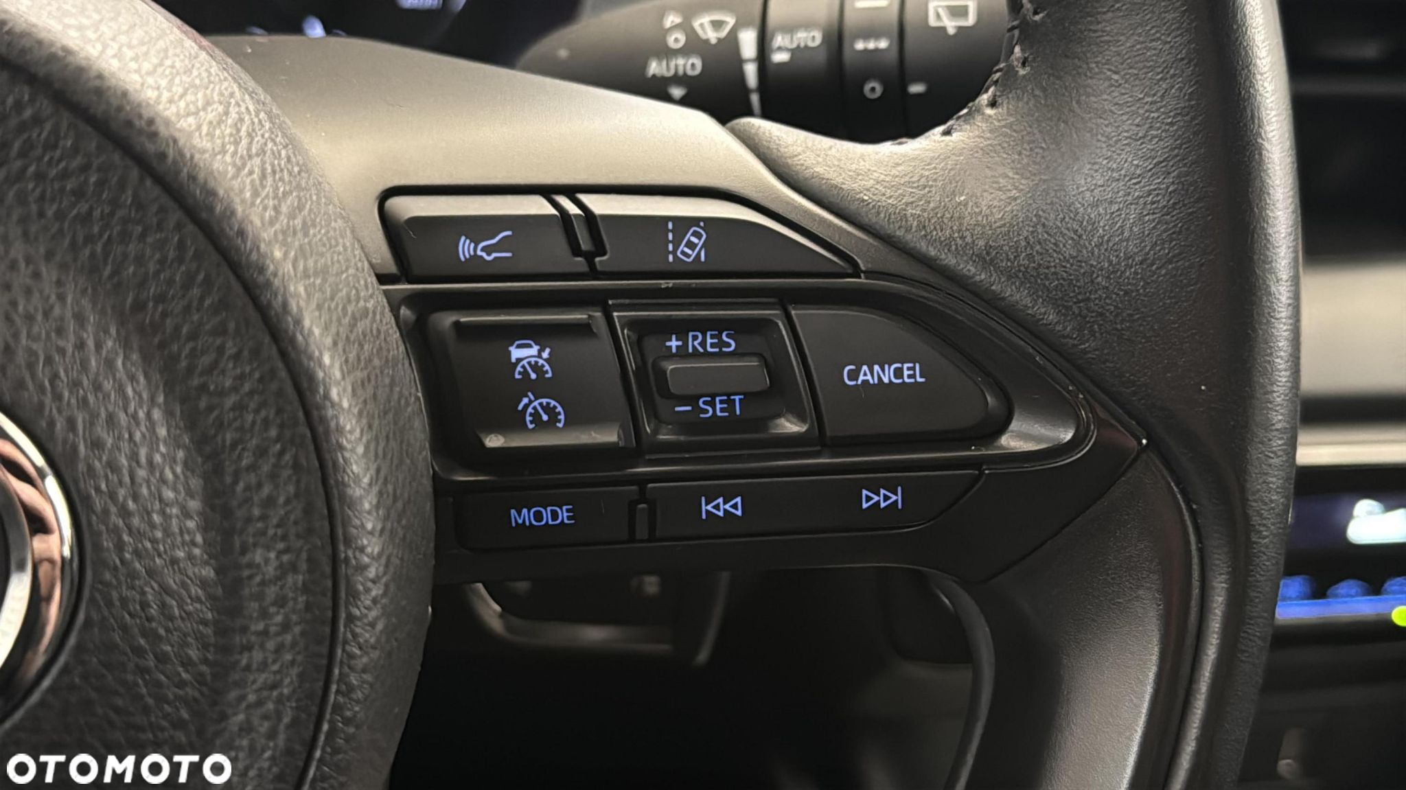 Toyota Yaris Hybrid 1.5 Comfort - 22