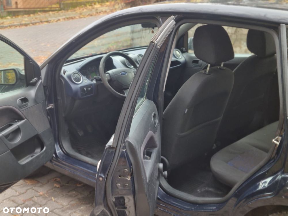 Ford Fiesta - 5