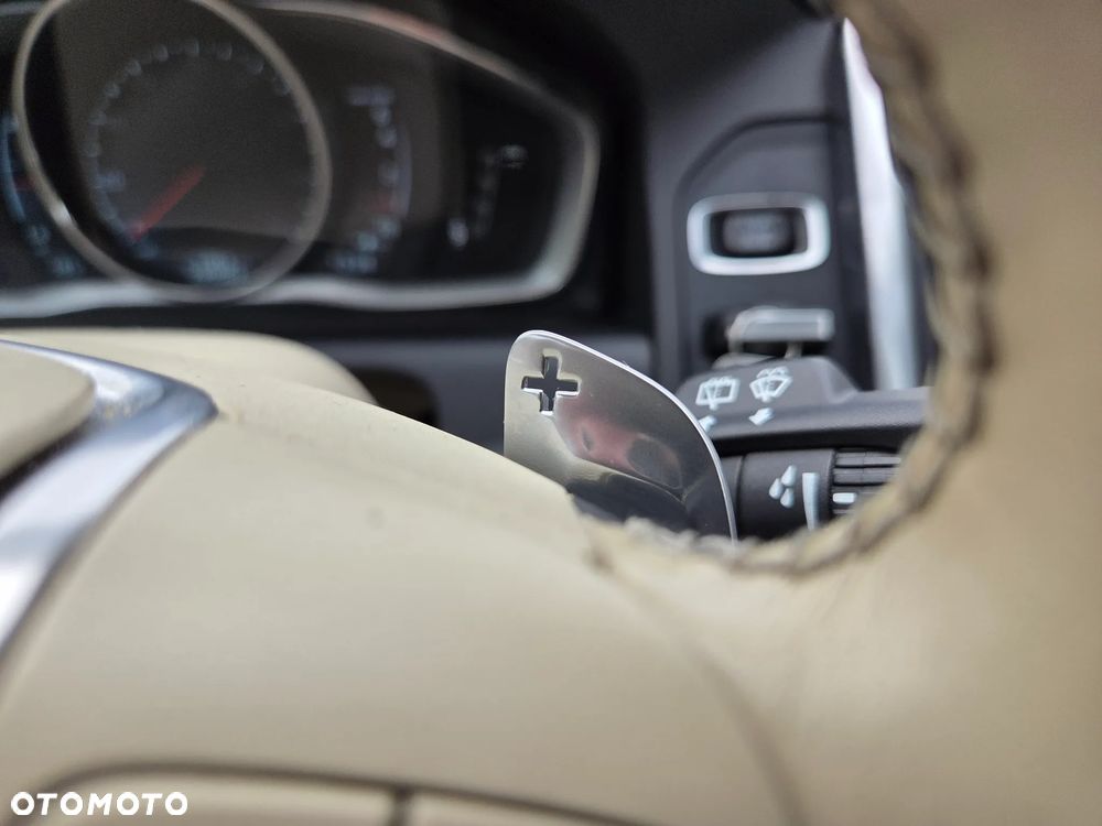 Volvo XC 60 T6 AWD Summum - 17