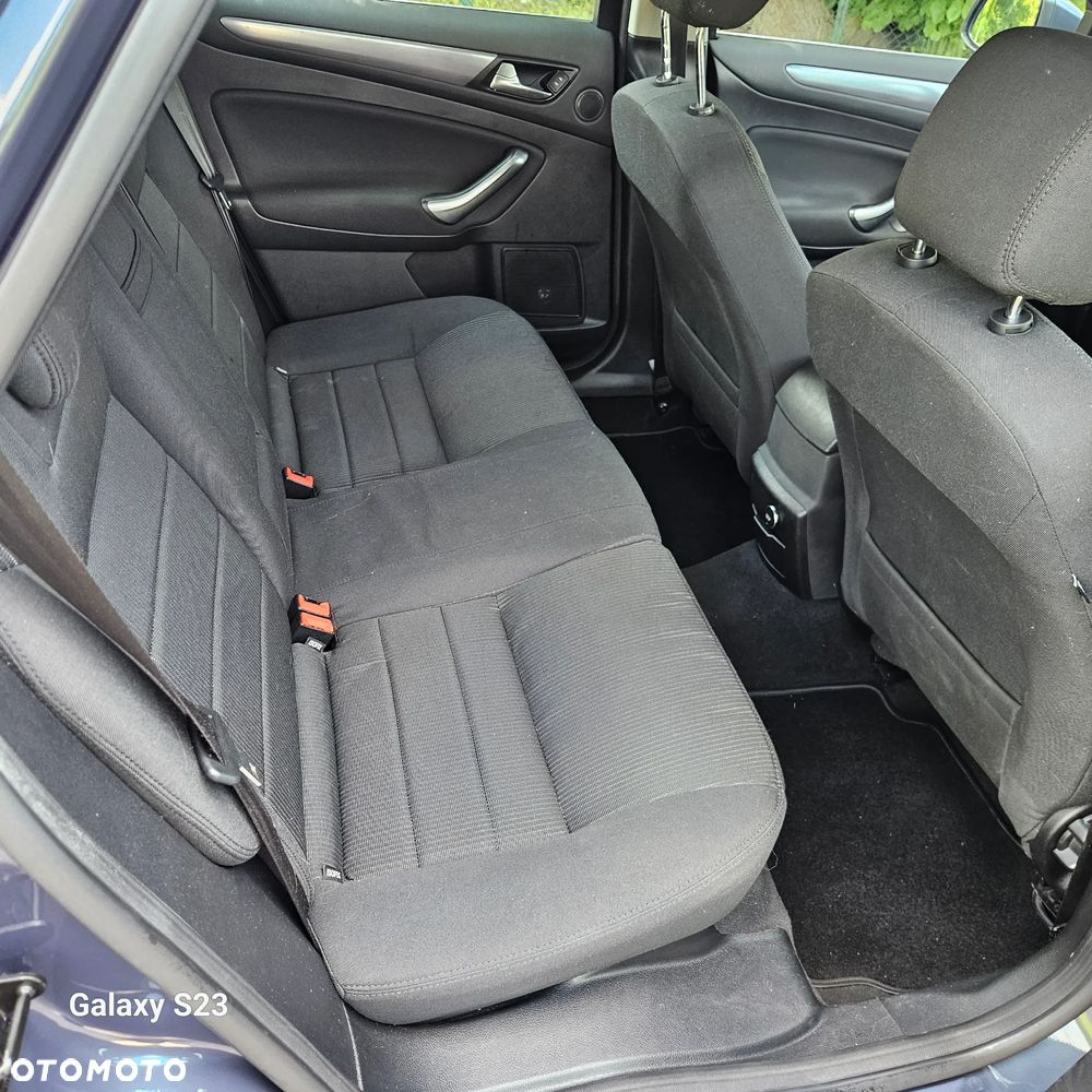 Ford Mondeo SW - 21