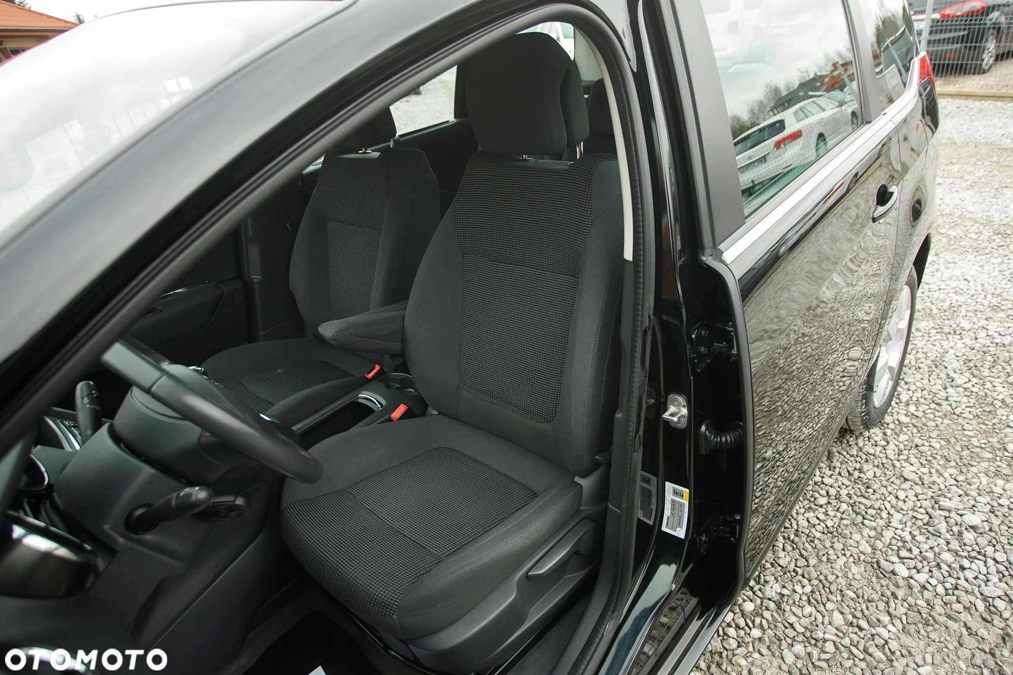 Peugeot 5008 120 VTi Active - 22