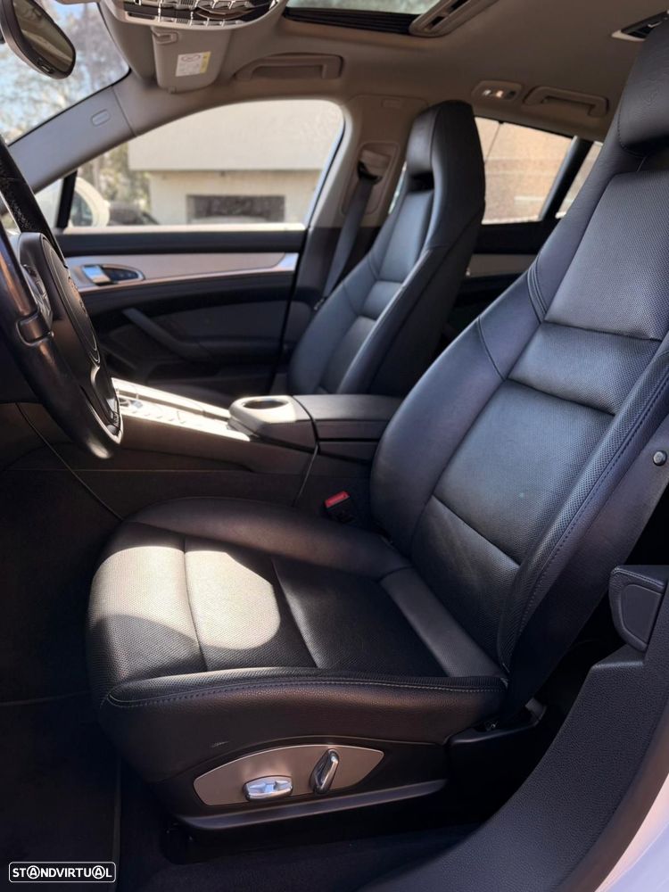Porsche Panamera - 15